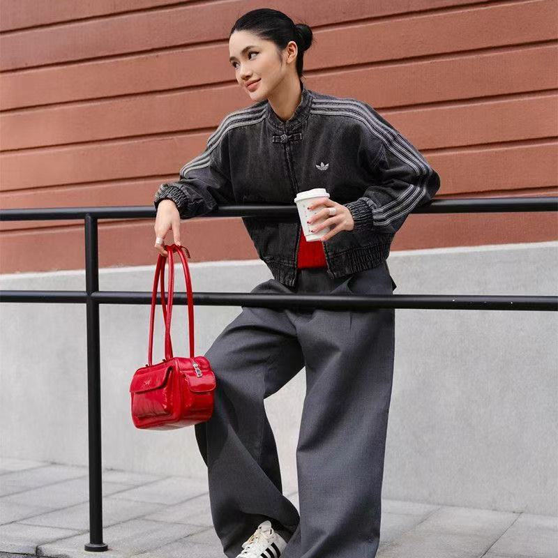 ג'קט ג'ינס Adidas Originals CTT שחור לנשים – תמונה 6
