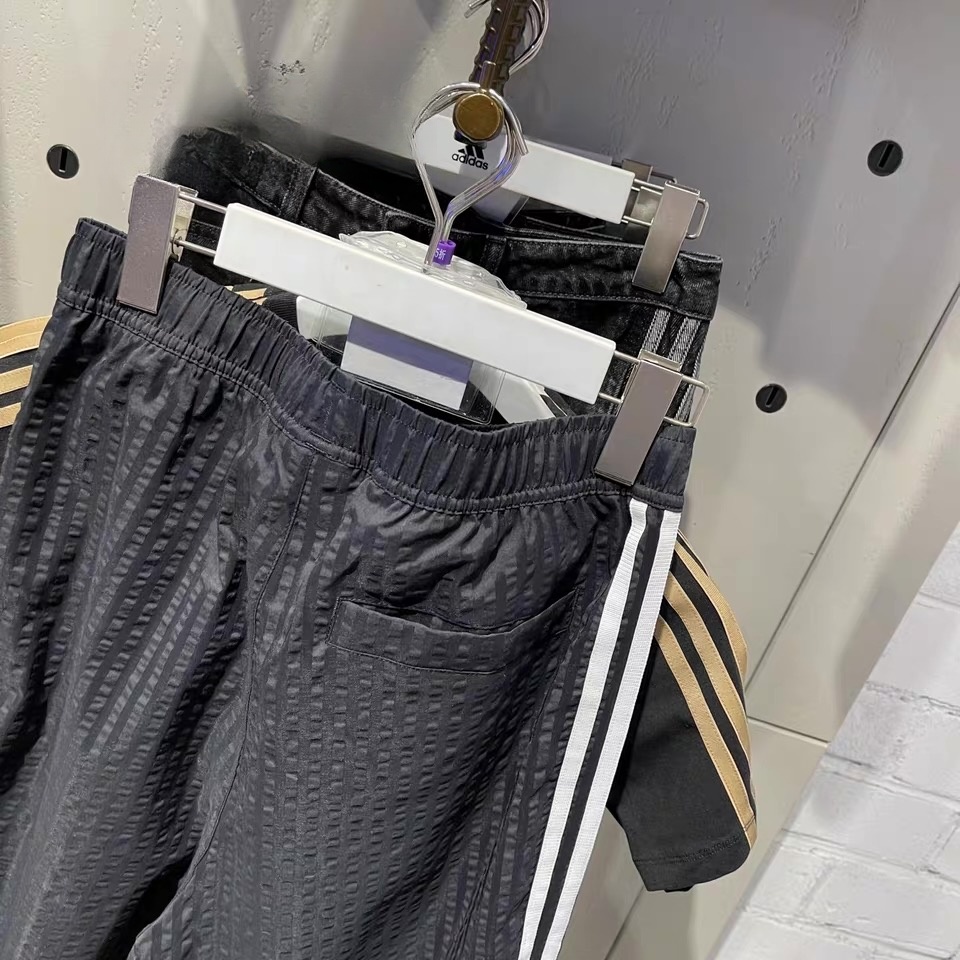 מכנסי טרנינג לגברים של ADIDAS בגזרה רפויה – תמונה 16