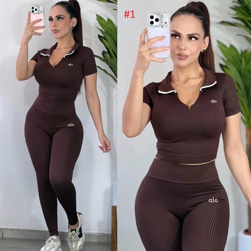 סט יוגה לנשים עם טופ רוכסן וטייץ ריב – תמונה 2