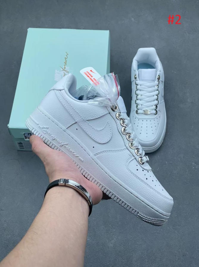 סניקרס Nike Air Force 1 נמוכות קלאסיות – תמונה 3