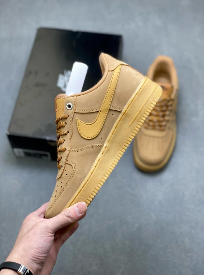 סניקרס Nike Air Force 1 נמוכות קלאסיות – תמונה 10