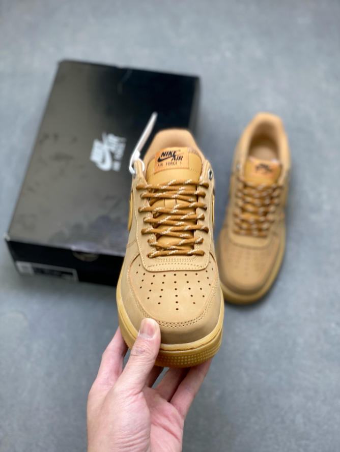 סניקרס Nike Air Force 1 נמוכות קלאסיות – תמונה 11