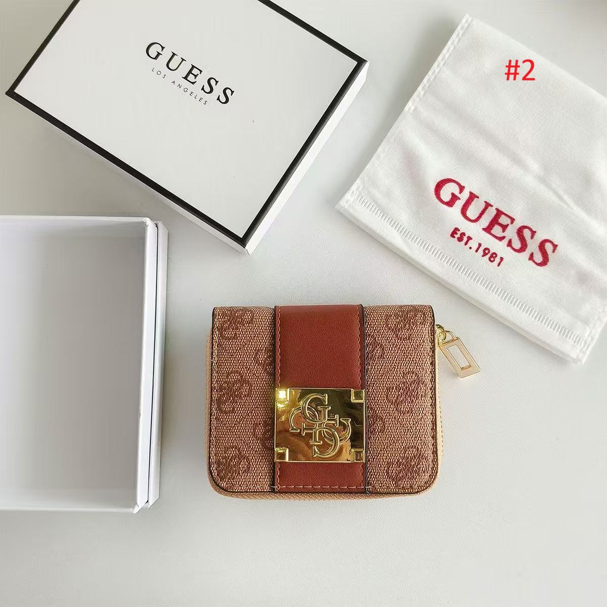 ארנק נשים קומפקטי GUESS עם רוכסן היקפי – תמונה 3
