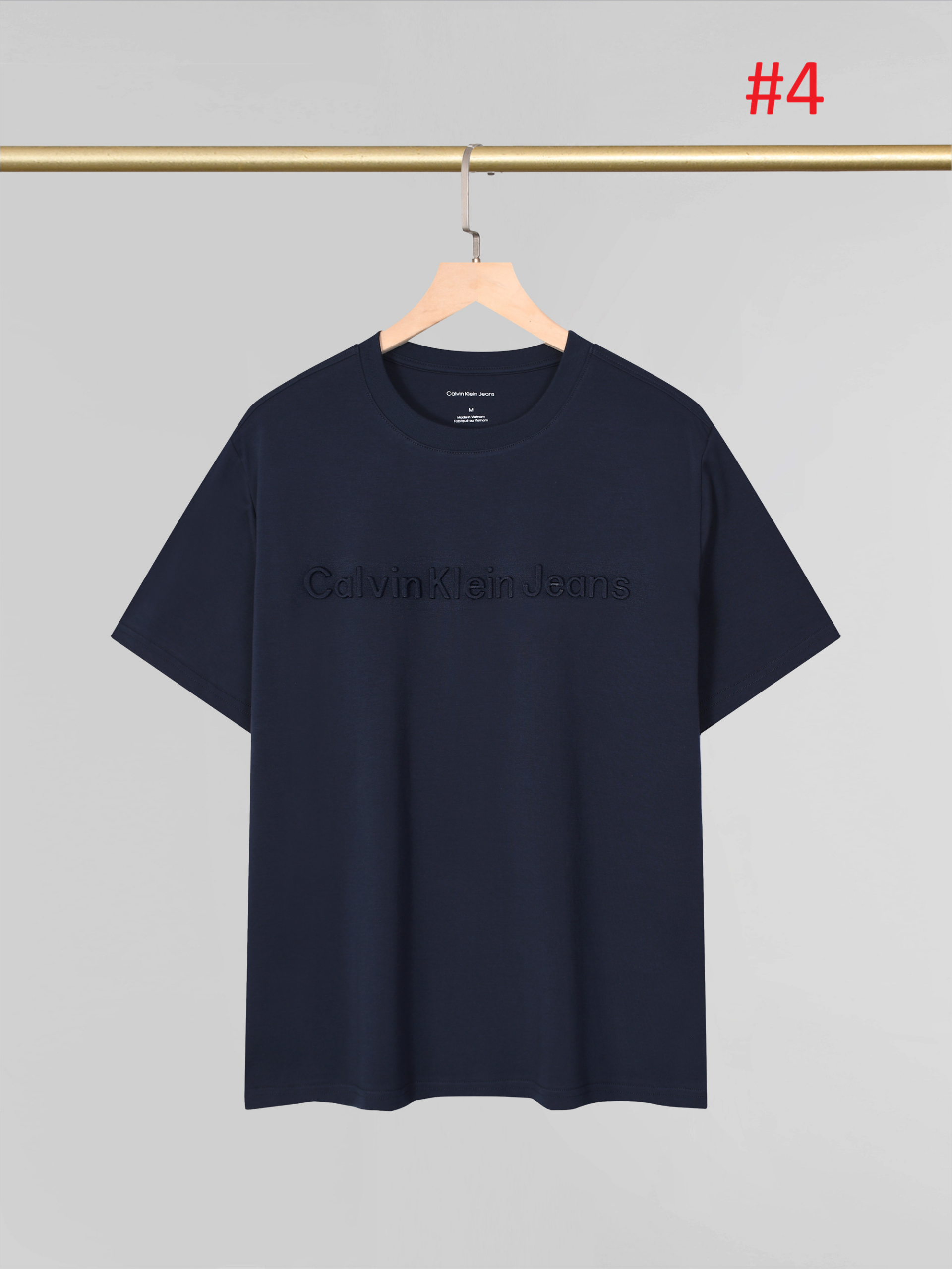 חולצת טי לגברים עם לוגו תבליט Calvin Klein Jeans – תמונה 5