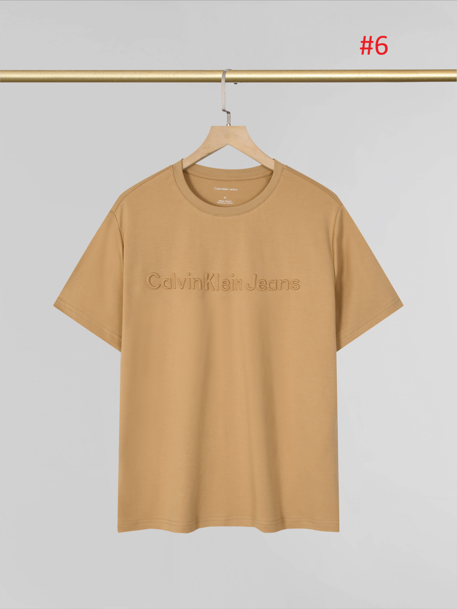 חולצת טי לגברים עם לוגו תבליט Calvin Klein Jeans – תמונה 7
