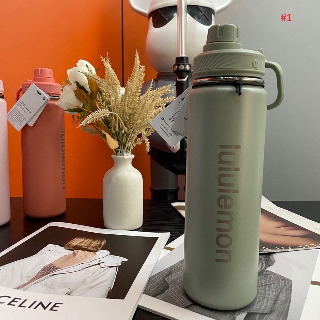 בקבוק שתייה לספורט עם ידית נשיאה וגימור מט lululemon – תמונה 2