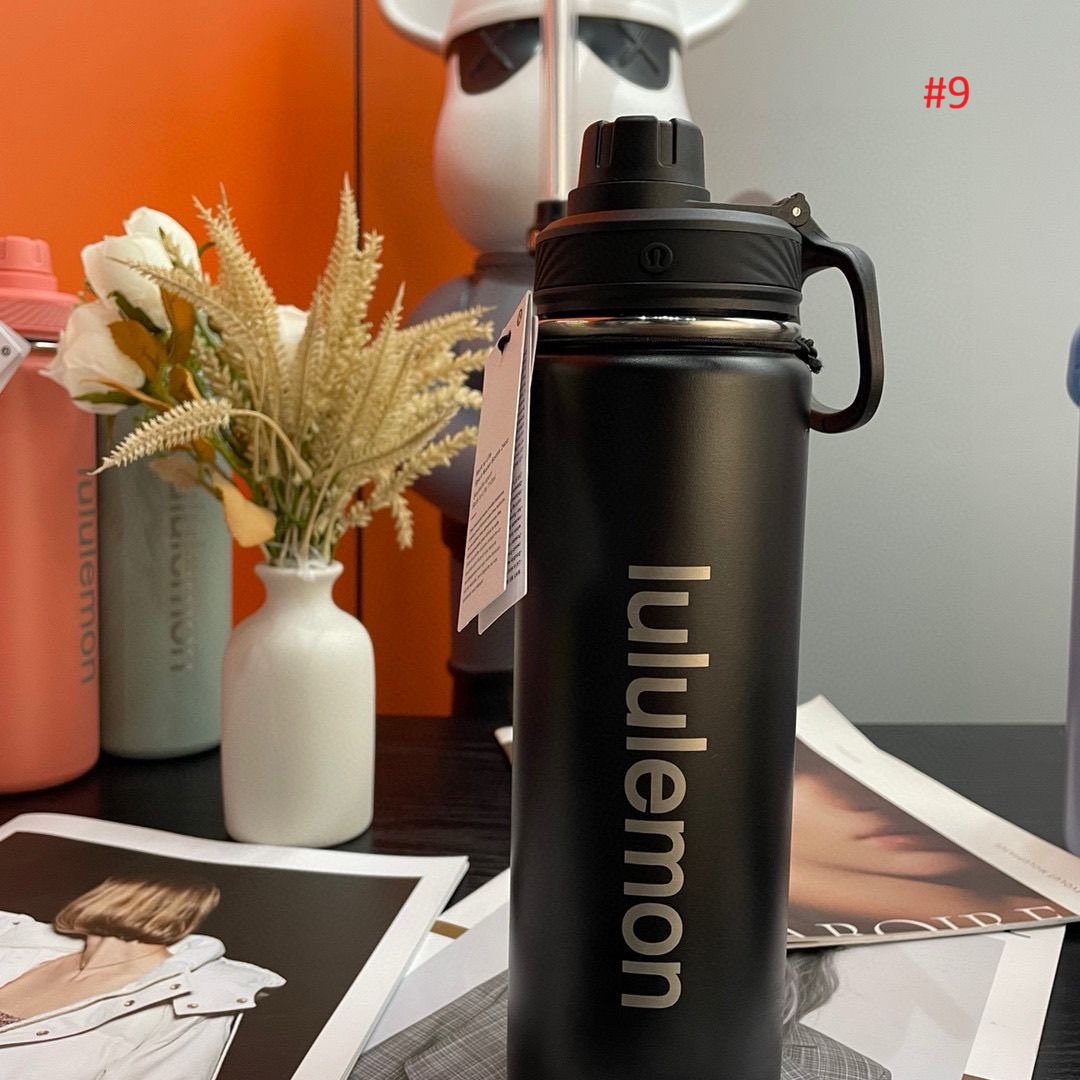 בקבוק שתייה לספורט עם ידית נשיאה וגימור מט lululemon – תמונה 10