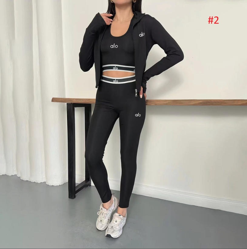 סט אימון לנשים 3 חלקים עם ז'קט רוכסן – תמונה 3