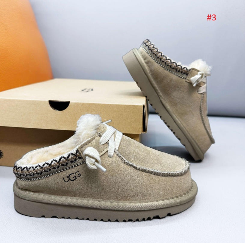 UGG נעלי בית מוקסין עם פרווה ושרוכים – תמונה 4