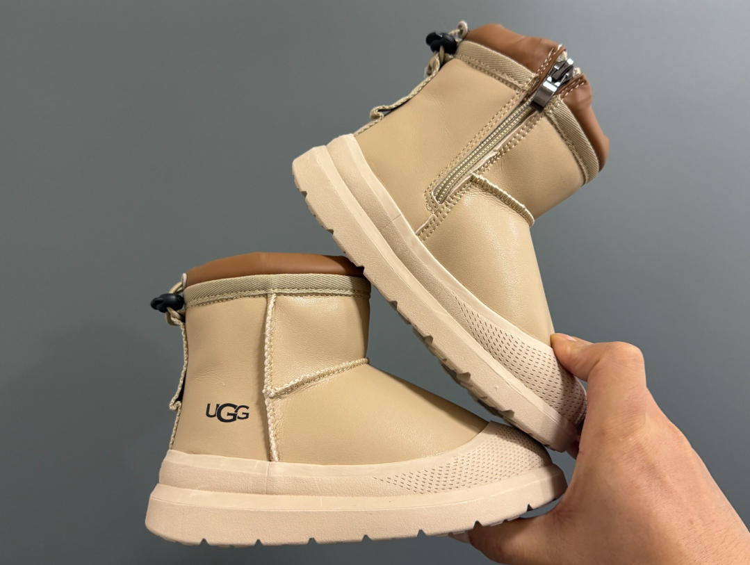 UGG מגפוני חורף לילדים מרופדים עם רוכסן – תמונה 6