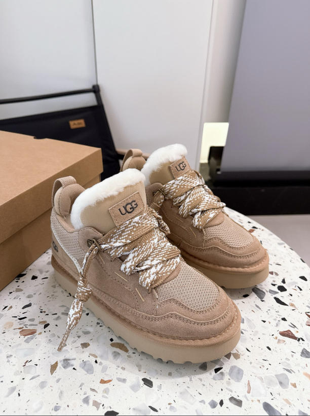 UGG סניקרס פלטפורמה מרופדי פרווה – תמונה 6