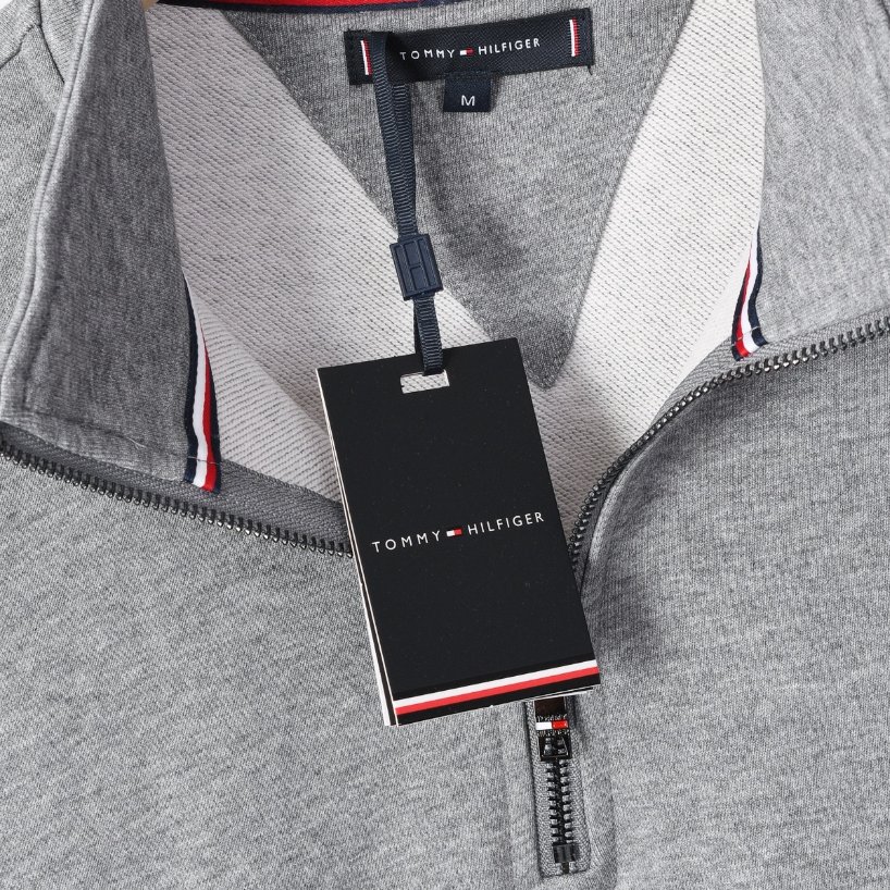 TOMMY HILFIGER סווטשירט חצי רוכסן לגברים – תמונה 7