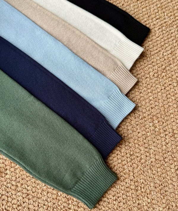 LACOSTE סוודר גברים צווארון עגול עם לוגו רקום – תמונה 9