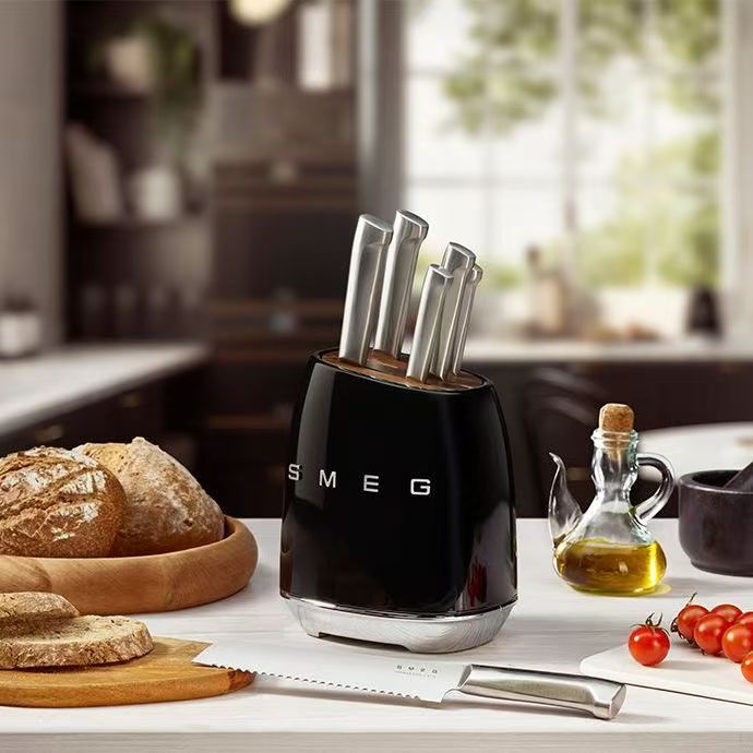 סט 6 סכיני מטבח עם בלוק רטרו SMEG – תמונה 12