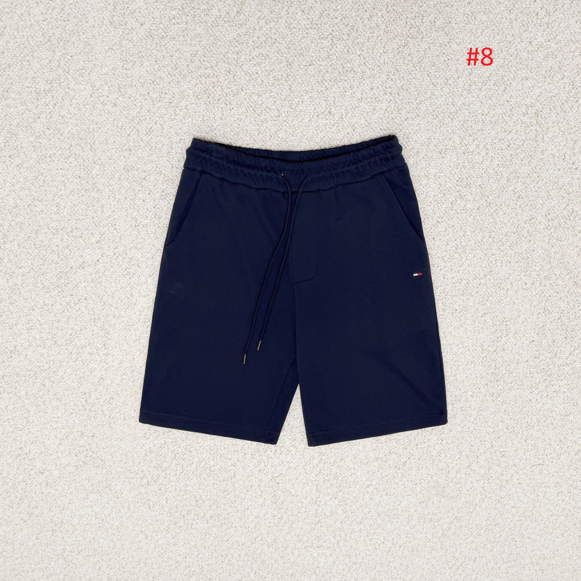 Tommy Hilfiger שורט טרנינג לגברים עם לוגו – תמונה 9