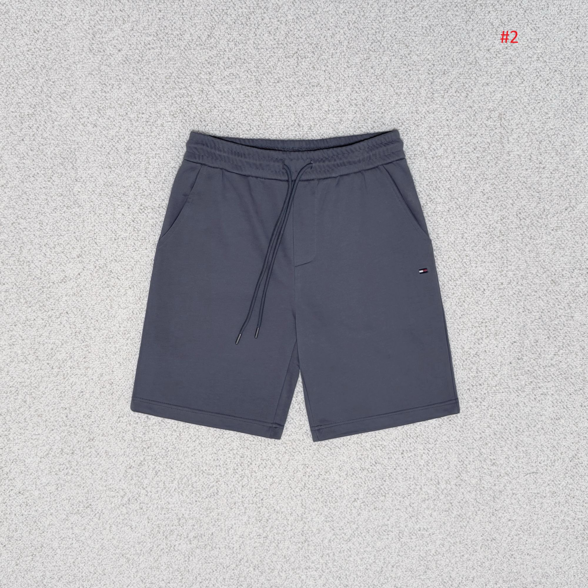 Tommy Hilfiger שורט טרנינג לגברים עם לוגו – תמונה 4