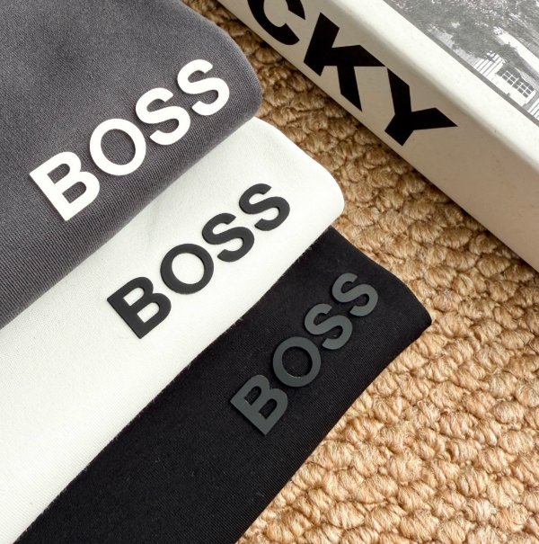 BOSS חולצת טי ארוכת שרוול עם לוגו קטן – תמונה 6