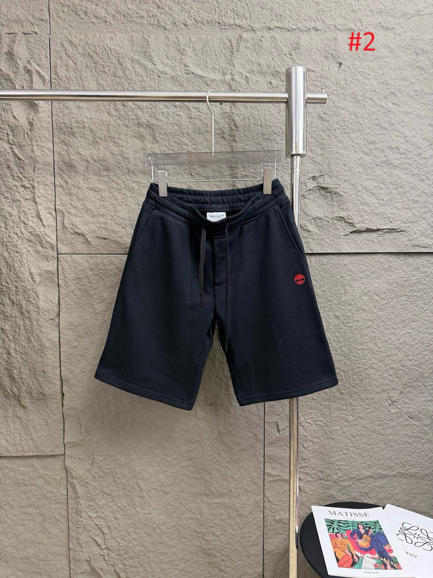 Timberland שורטס טרנינג לגברים עם לוגו – תמונה 3