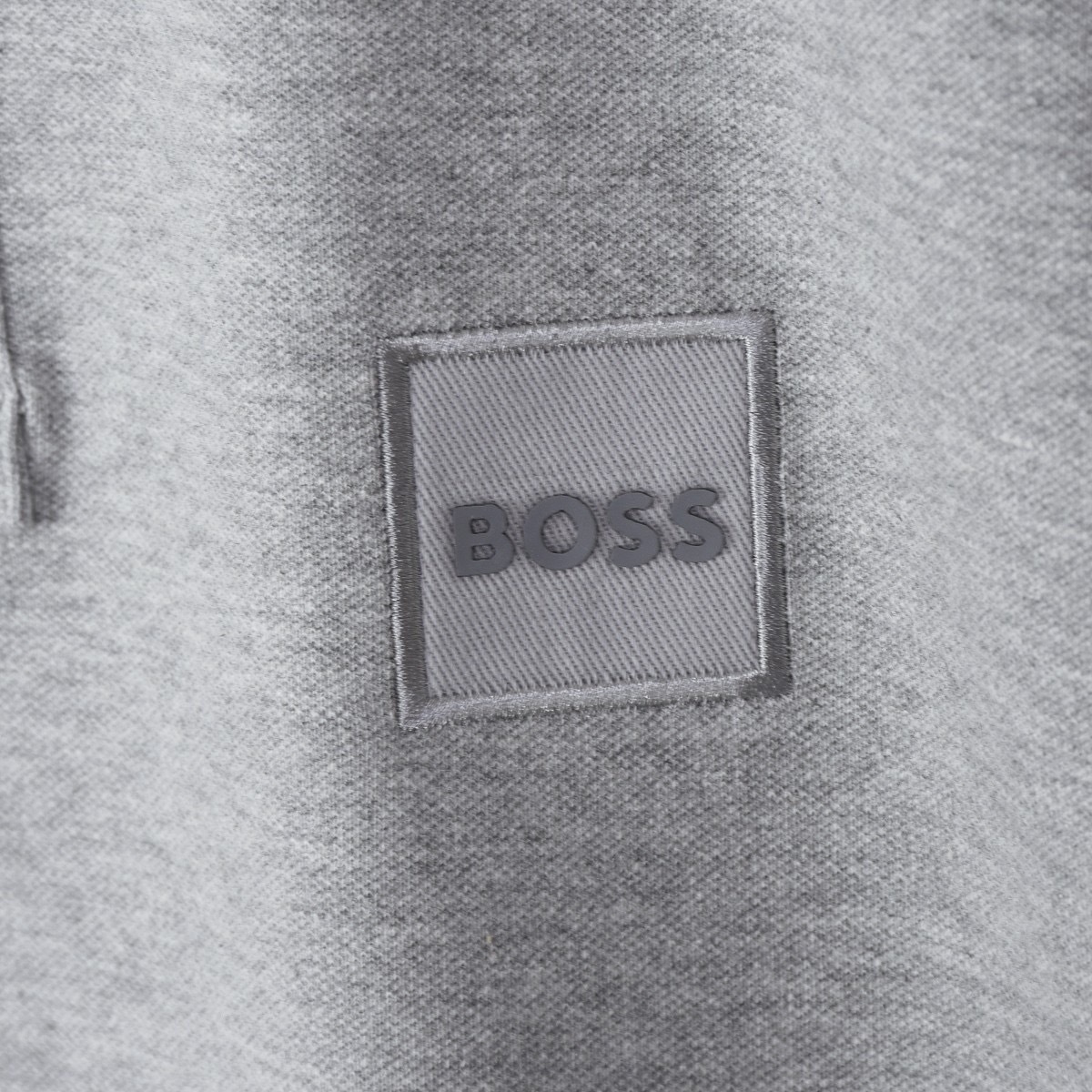 BOSS חולצת פולו לגברים עם לוגו מרובע – תמונה 8