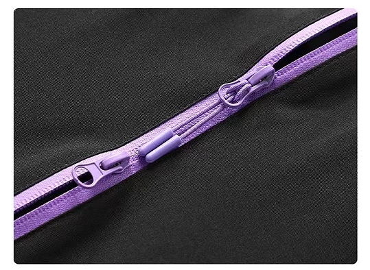 The North Face מעיל רוח קל עם כובע – תמונה 9