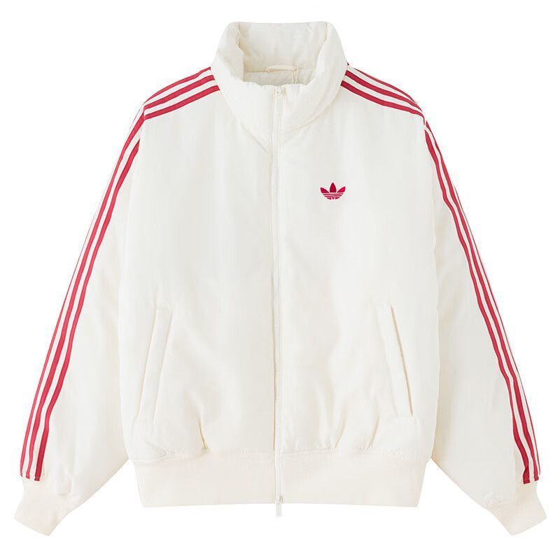 ז׳קט adidas מרופד באוף-וייט עם פסים אדומים, תצוגה שטוחה מלפנים