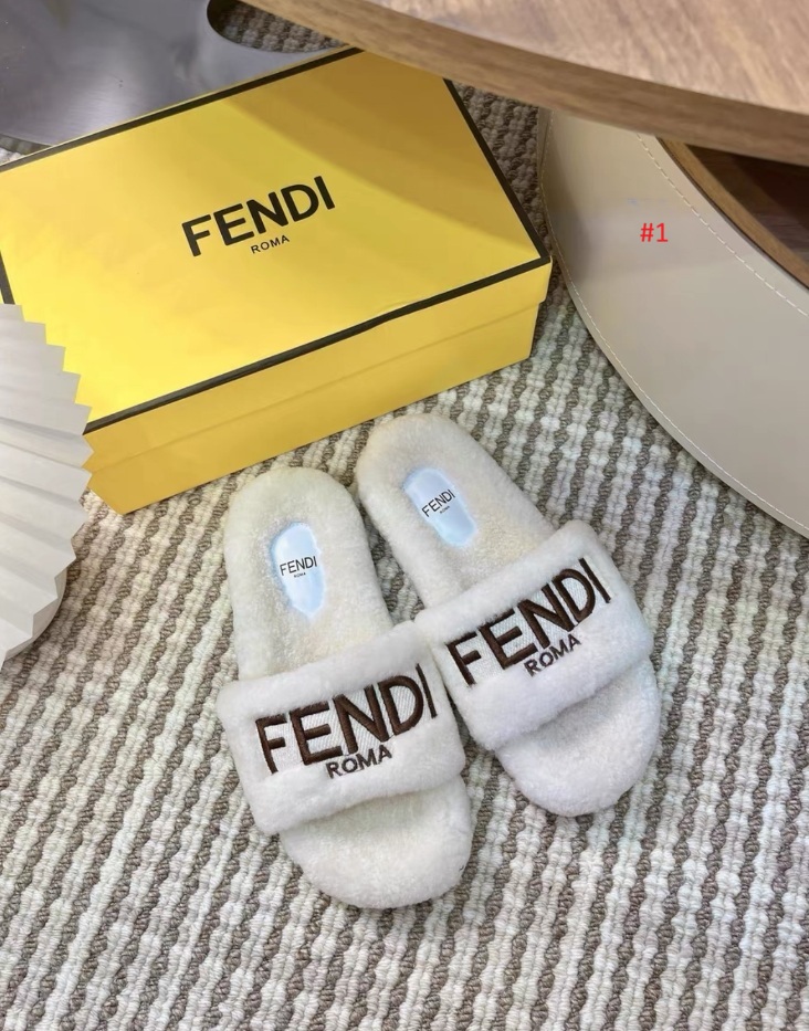 Fendi כפכפי בית פרוותיים עם רקמת FENDI ROMA – תמונה 2
