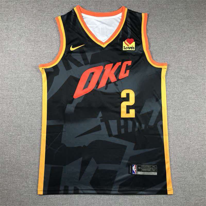 גופיית Nike שחורה של OKC עם מספר 2 והדפס גרפי כהה