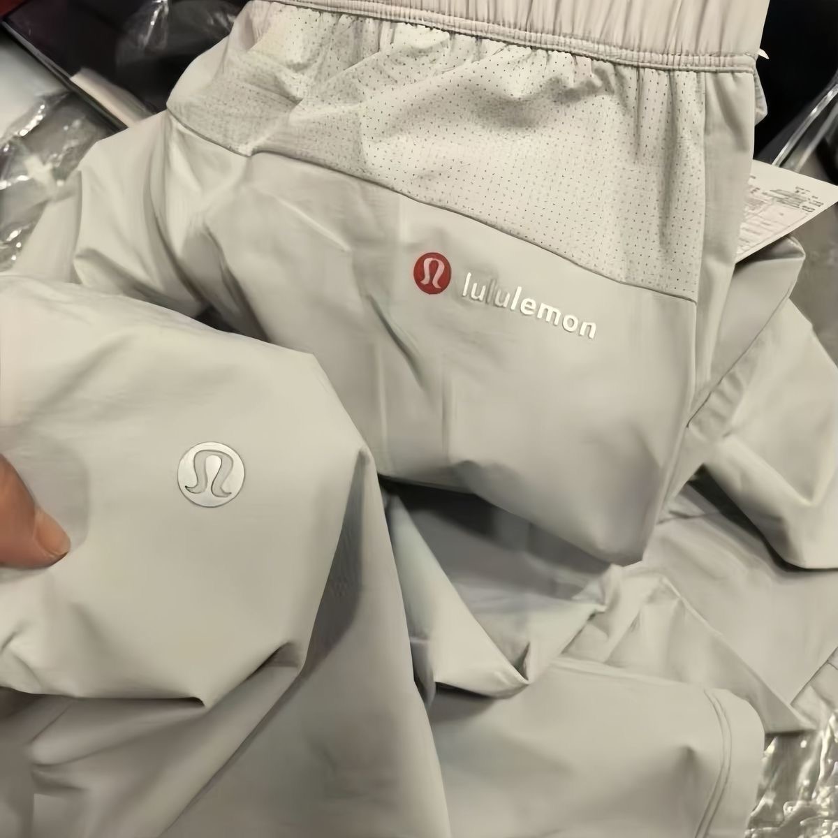 lululemon מכנסי אימון/ריצה מאווררים עם כיסים – תמונה 7