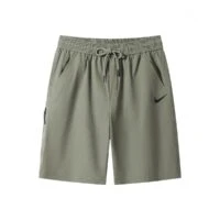 מכנסי ספורט קצרים עם כיסים של נייק NIKE לגברים