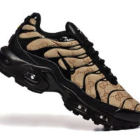 נעלי ספורט יוניסקס דגם אייר צבעוני NIKE