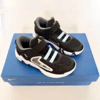 נעלי ספורט נייק עם סקוטש לילדים מידות 26-38 NIKE