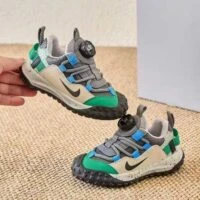 נעלי ספורט והליכה לילד נייק NIKE