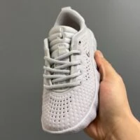 נעלי ספורט פקקים נייק NIKE לילדים