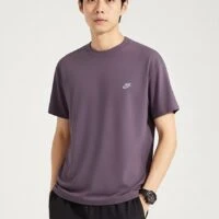 חולצת טי לגברים Nike Sportswear Club עם שרוולים קצרים
