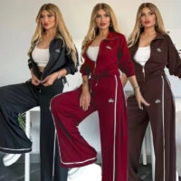 חליפת טרנינג נשים עם רוכסן ומכנס רחב