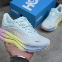 HOKA נעלי ריצה Bondi 8 ריפוד מקסימלי