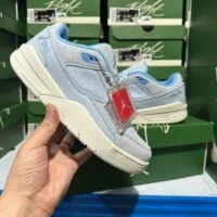 Jordan Flight Court סניקרס לייףסטייל נמוכות