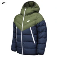 Nike מעיל פאפר עם קפוצ'ון בעיצוב Chevron